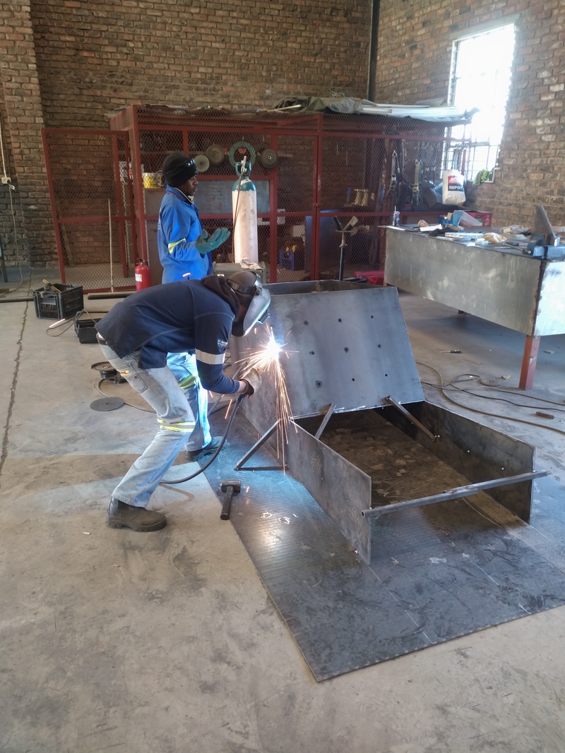 Vibrator Table Guides